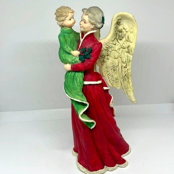 House of Lloyd Other - House Of Lloyd Christmas Around The World A Grandmother’s Love 1998